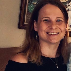 Meet your Posher, Megan